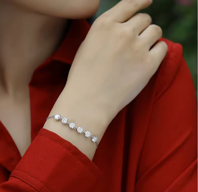 White Gold Five-Stone Graduated Diamond Bolo Bracelet